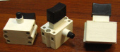 Кнопка HR-9025 10A 250B (FB7-10/2W1) (с фиксатором)