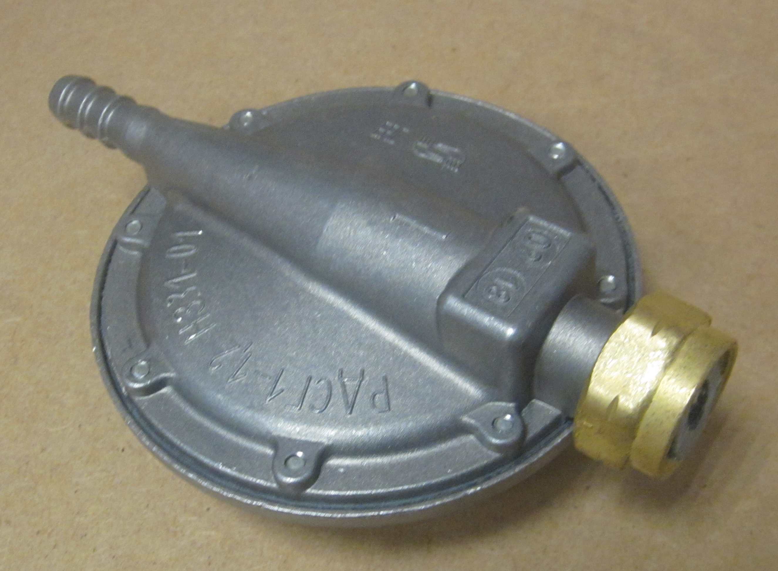 Газ Регулятор давления (редуктор) РДСГ 1-1,2 "Лягушка" (для баллона 20л. "под вентиль") ОАО "НЗГА" г