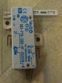 Замок люка / устройство блокировки для стиральной машины WHIRLPOOL (481228028002)