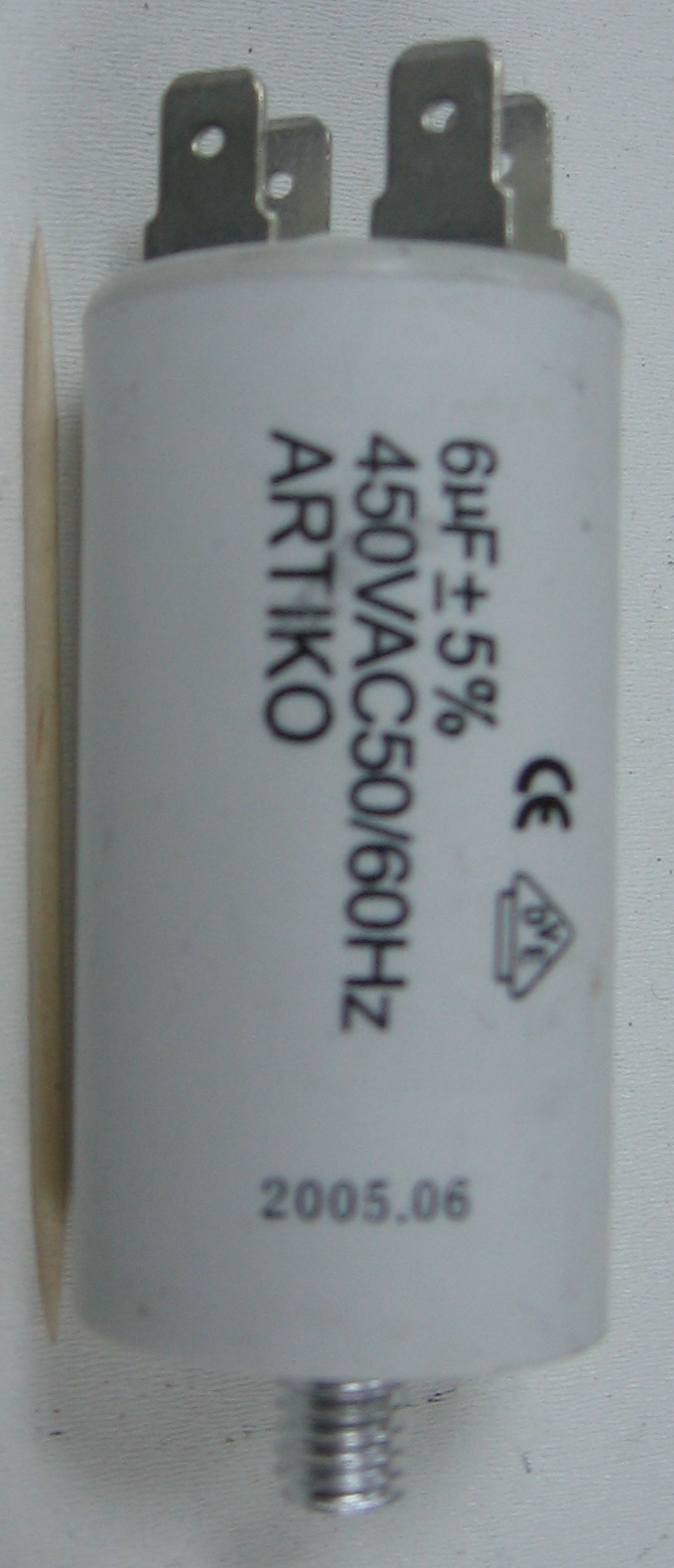 Конденсатор CBB60 6 мКф. 450V (12AG023)