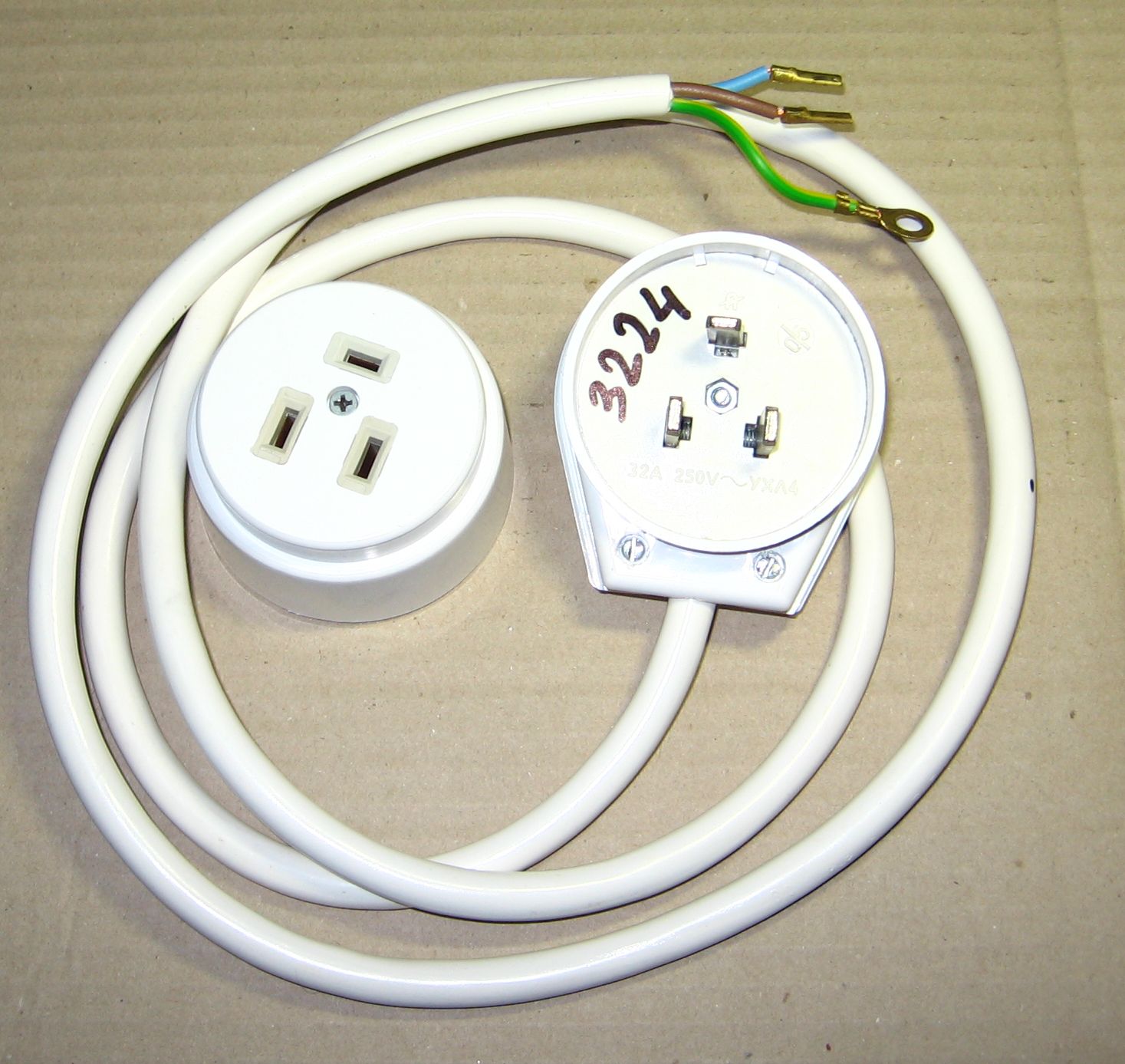 Разъем РШ-ВШ 32A 250V (3х конт.) Открытой установки (О/У). Шнур сетевой в сборе для электрических пл