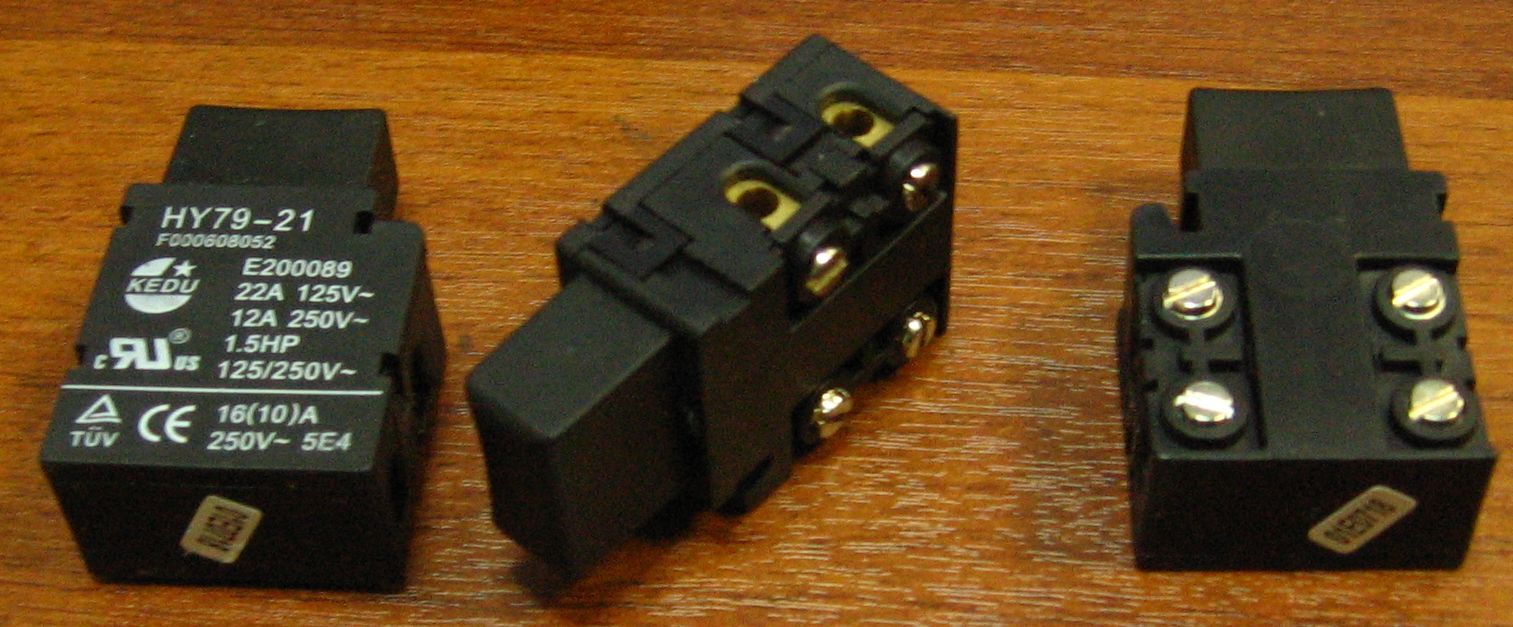 Кнопка HY79-21 12A