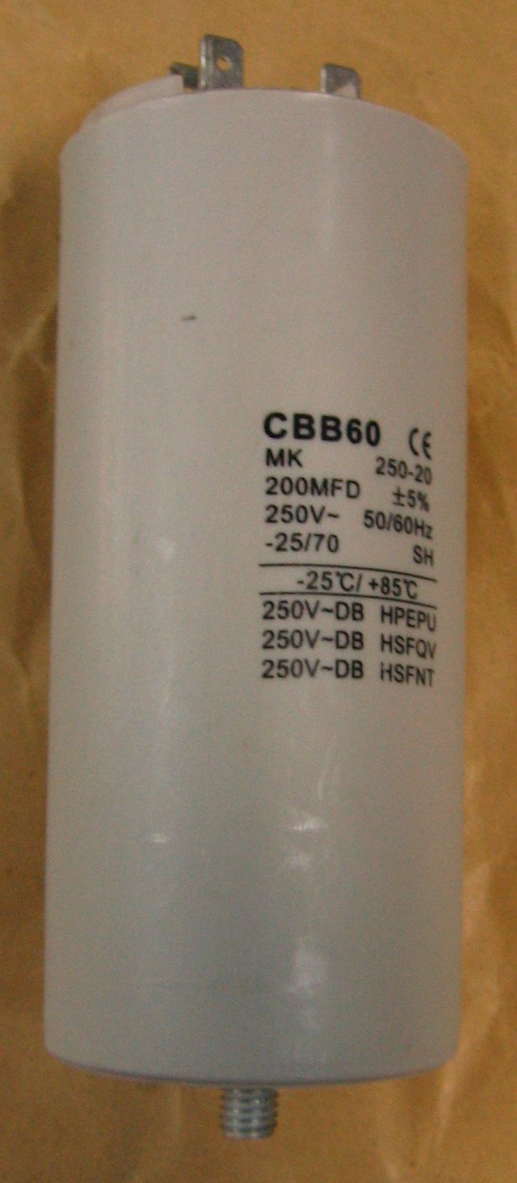 Конденсатор CBB60 200 мКф 450V (16AV200)