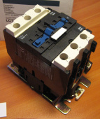 40-амперный контактор LC1-D4011 220VAC (023163)