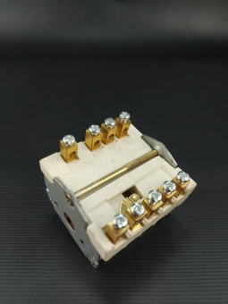 00017043-9